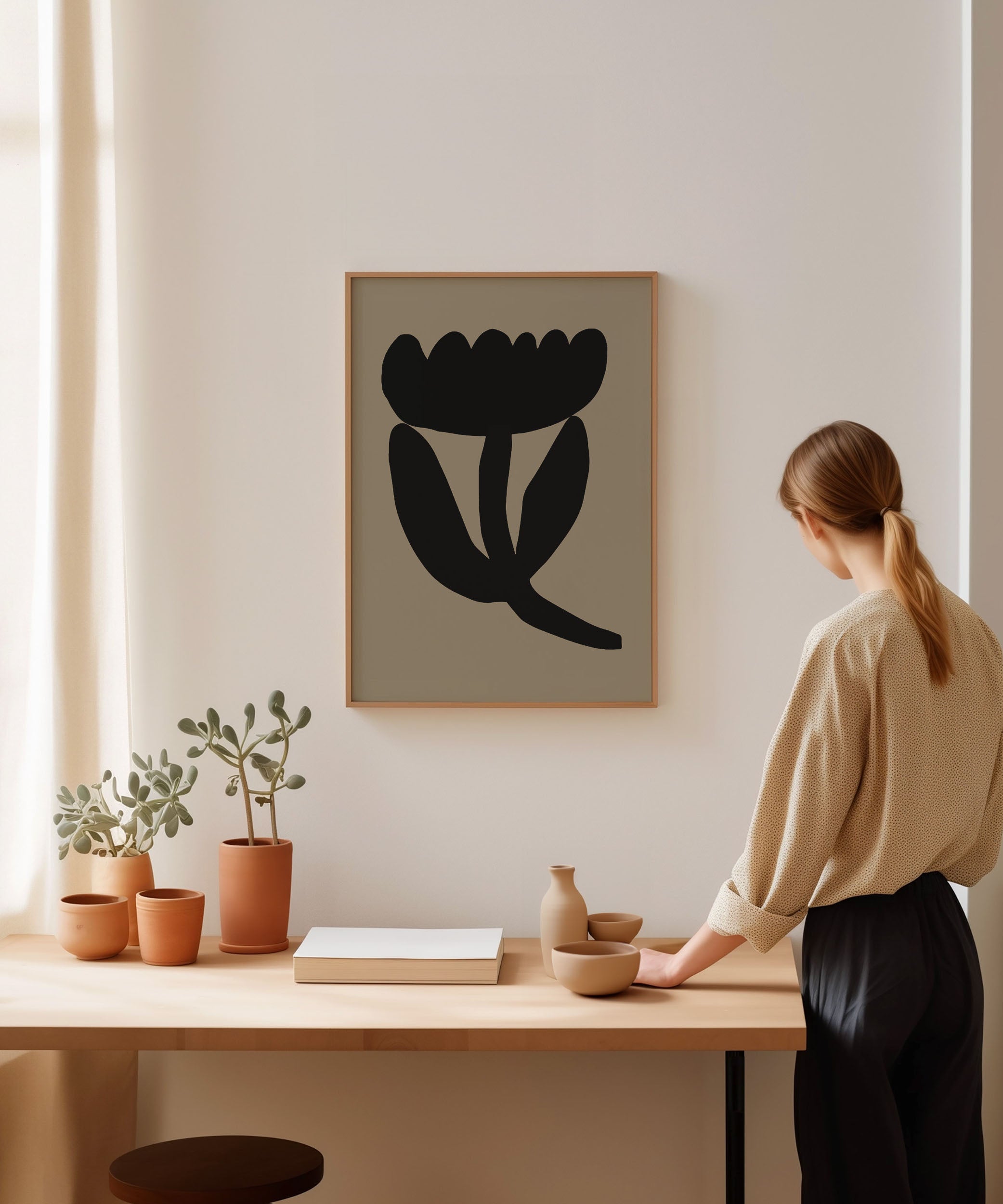 Minimalist abstract flower line art, modern wall decor with a soft floral aesthetic.