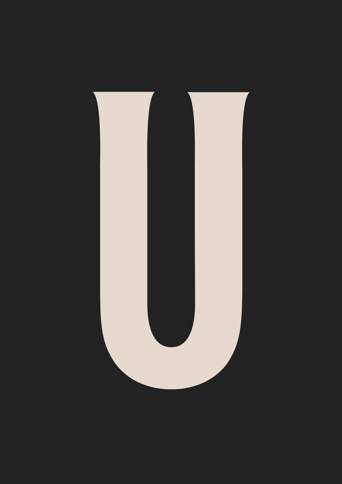 Retro Letter U Black