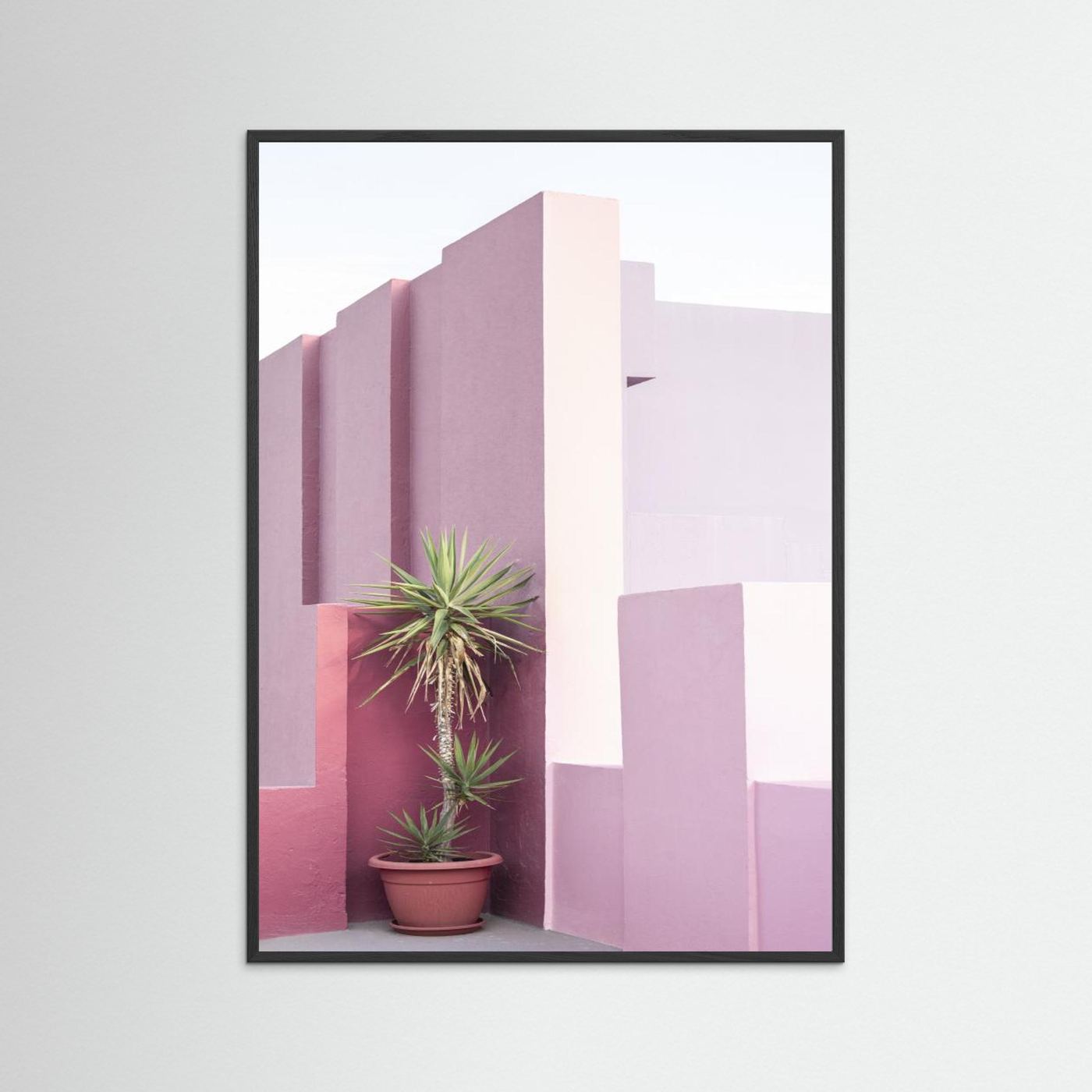 La Muralla Roja 4 by Kathrin Pienaar
