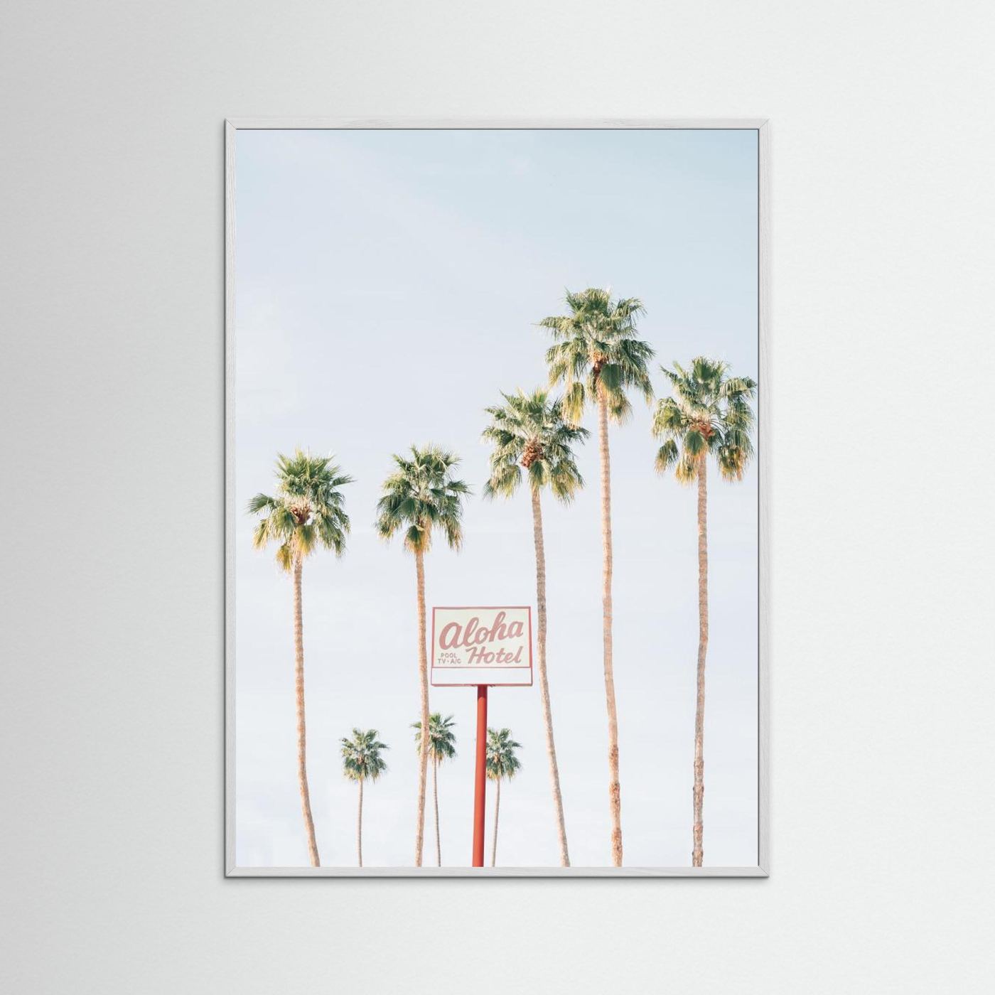 Aloha Hotel by Kathrin Pienaar