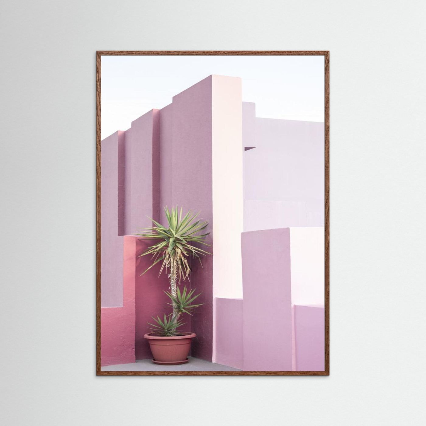 La Muralla Roja 4 by Kathrin Pienaar