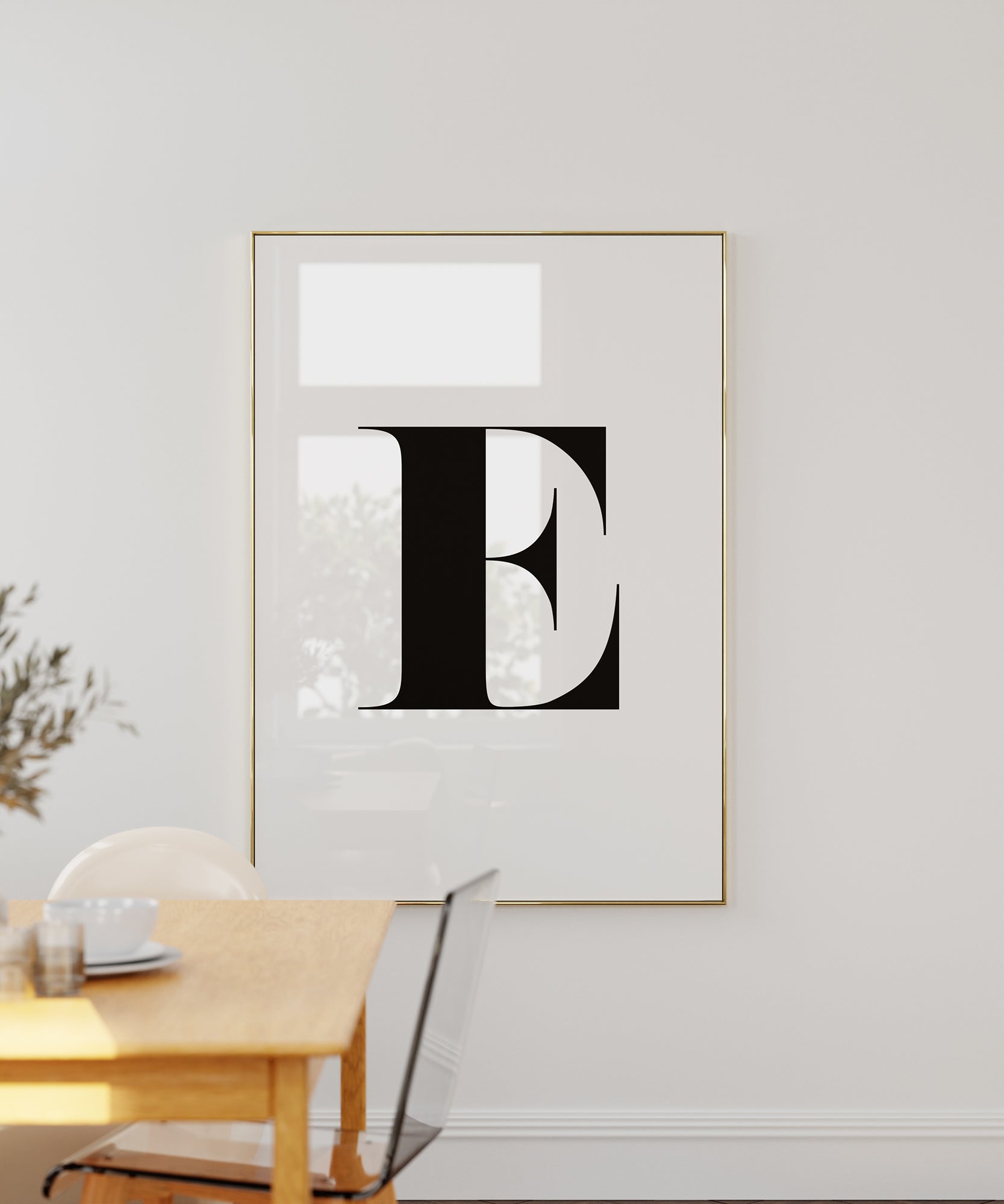 E LETTER B&W