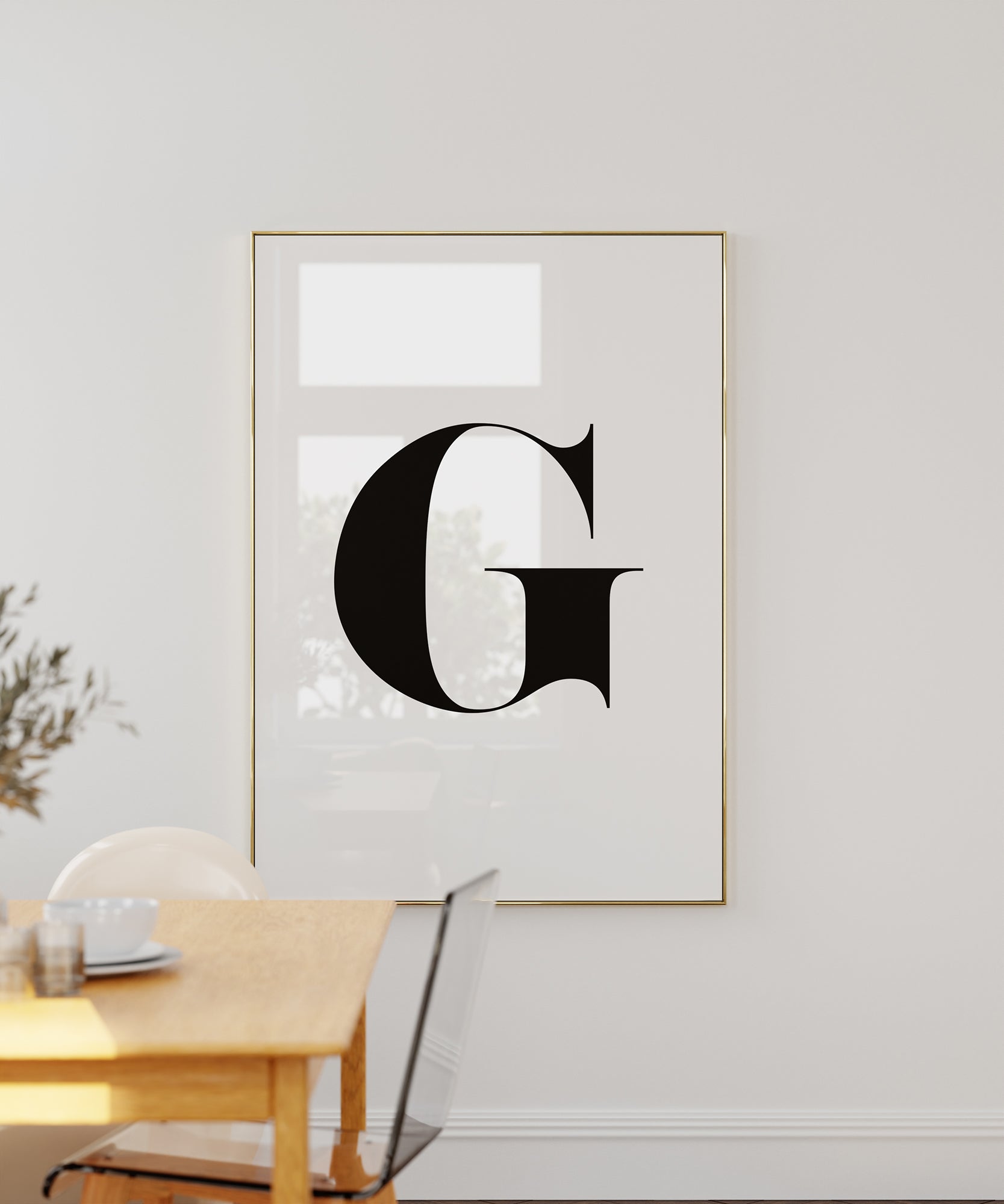 G LETTER B&W