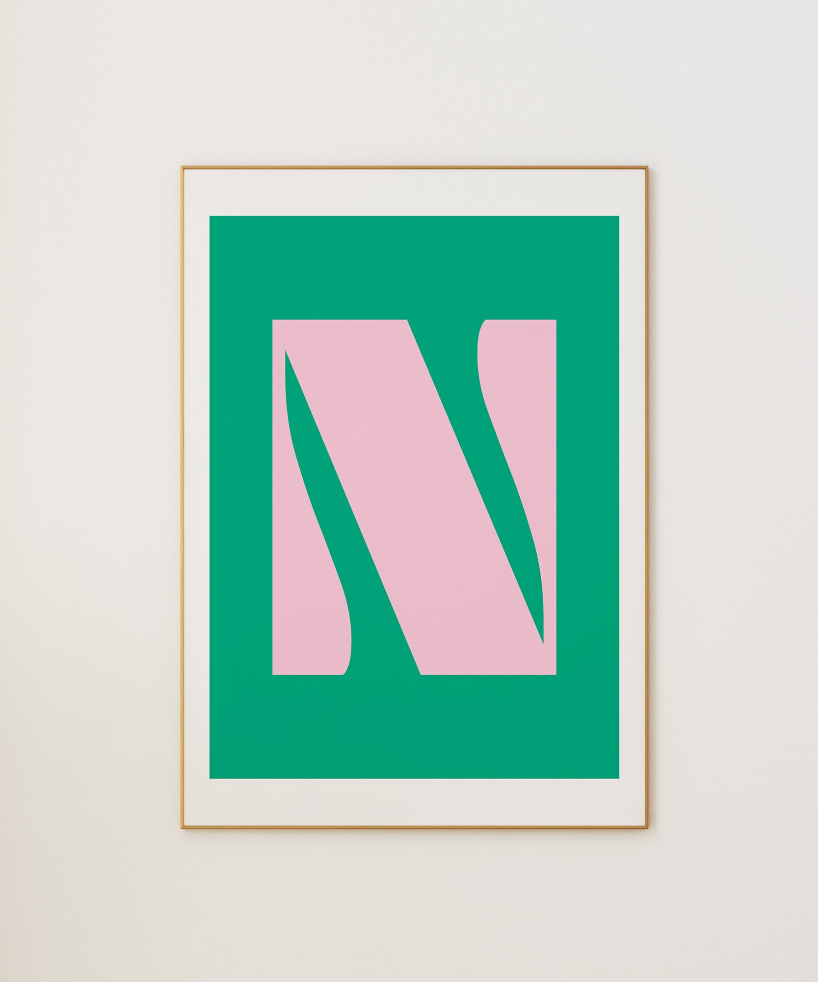 Chic 'N LETTER' initial design, aesthetic canvas-style print for personalized minimalist decor.