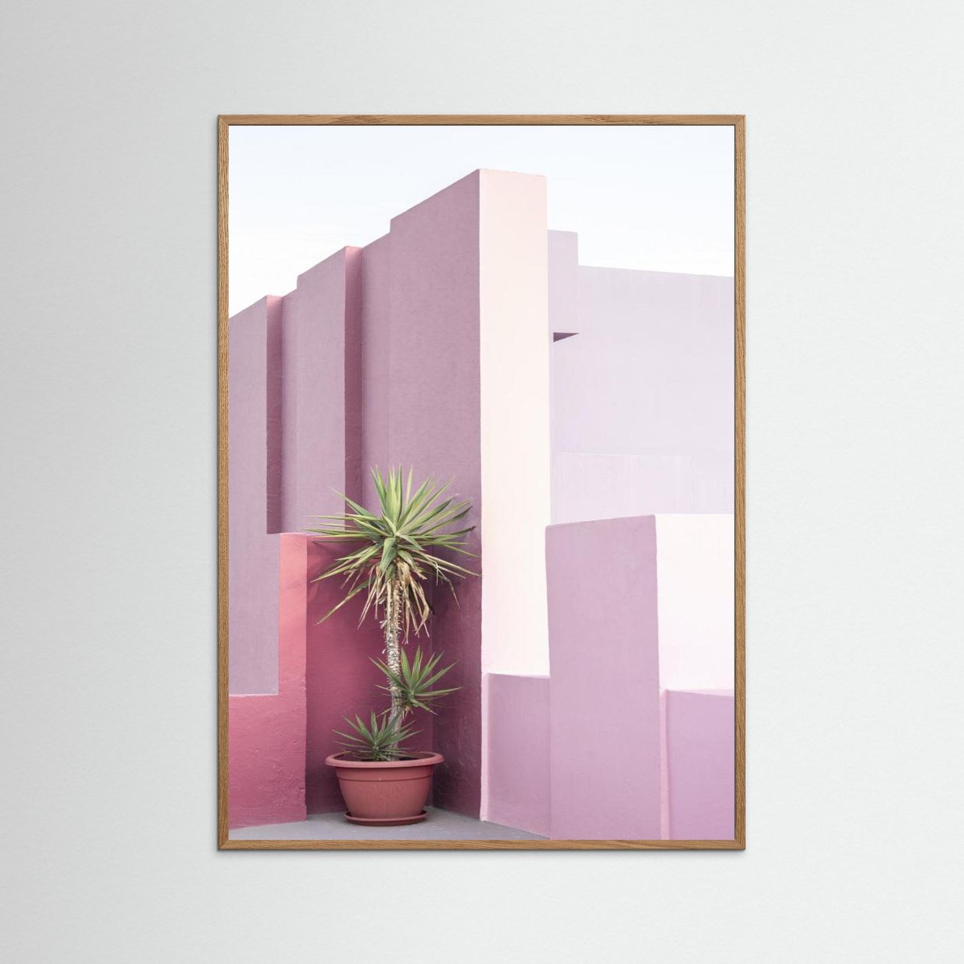 La Muralla Roja 4 by Kathrin Pienaar