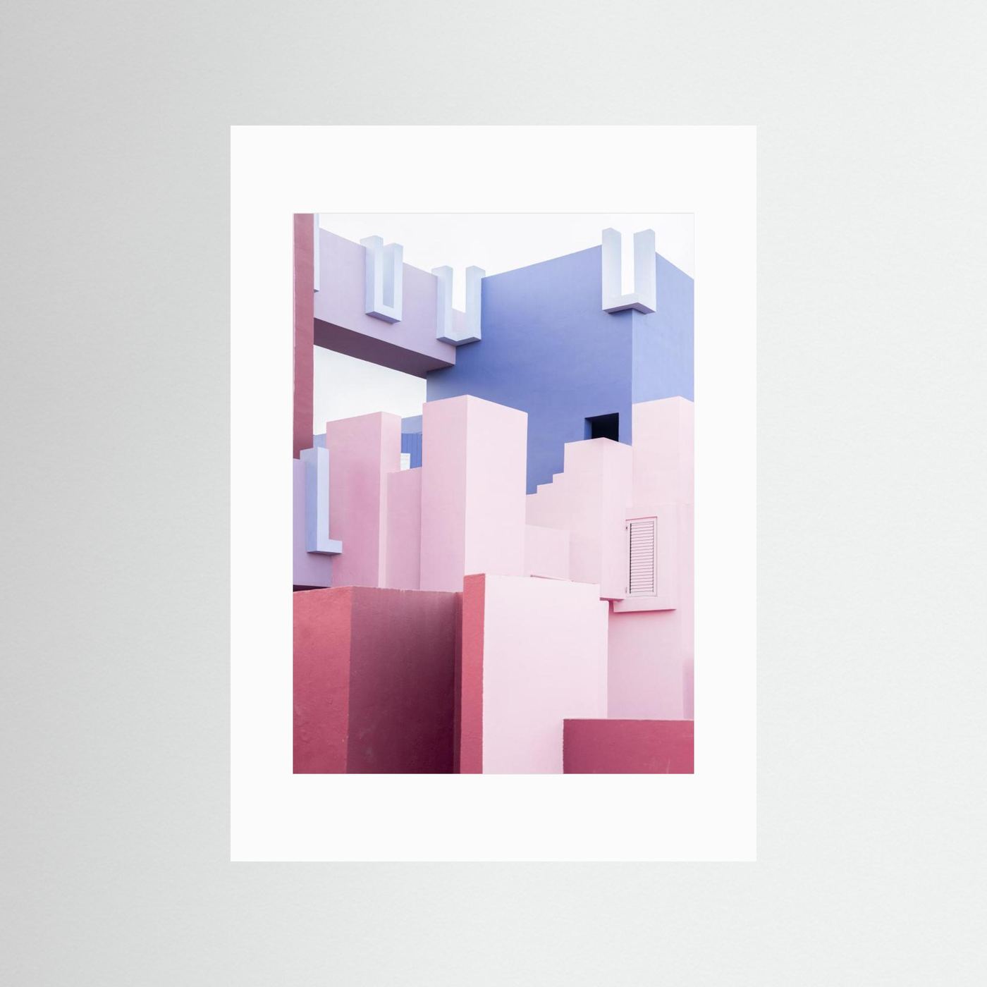 La Muralla Roja 3 by Kathrin Pienaar