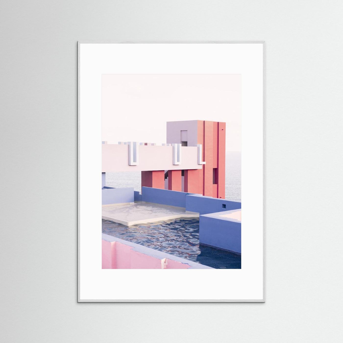 La Muralla Roja 1 by Kathrin Pienaar