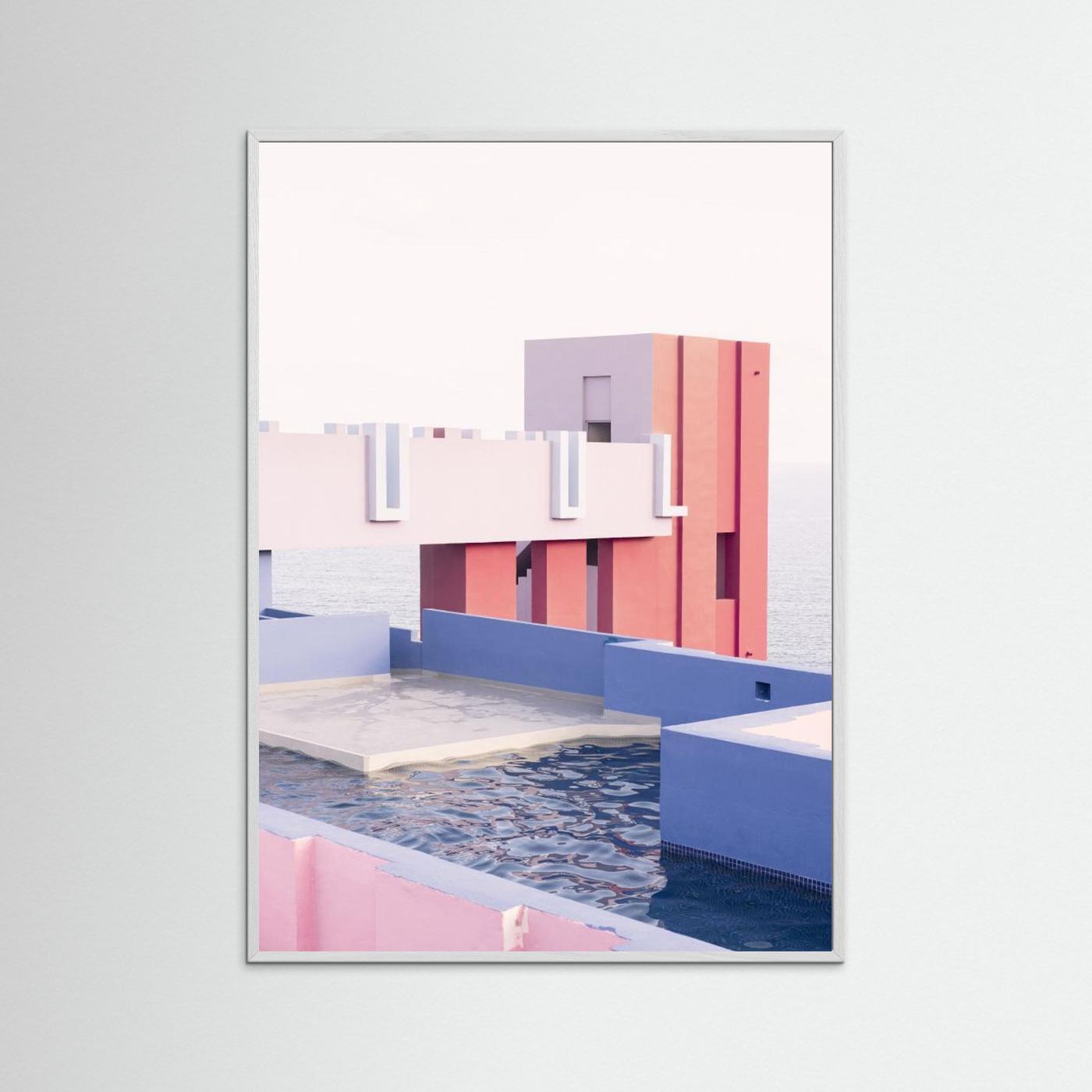 La Muralla Roja 1 by Kathrin Pienaar